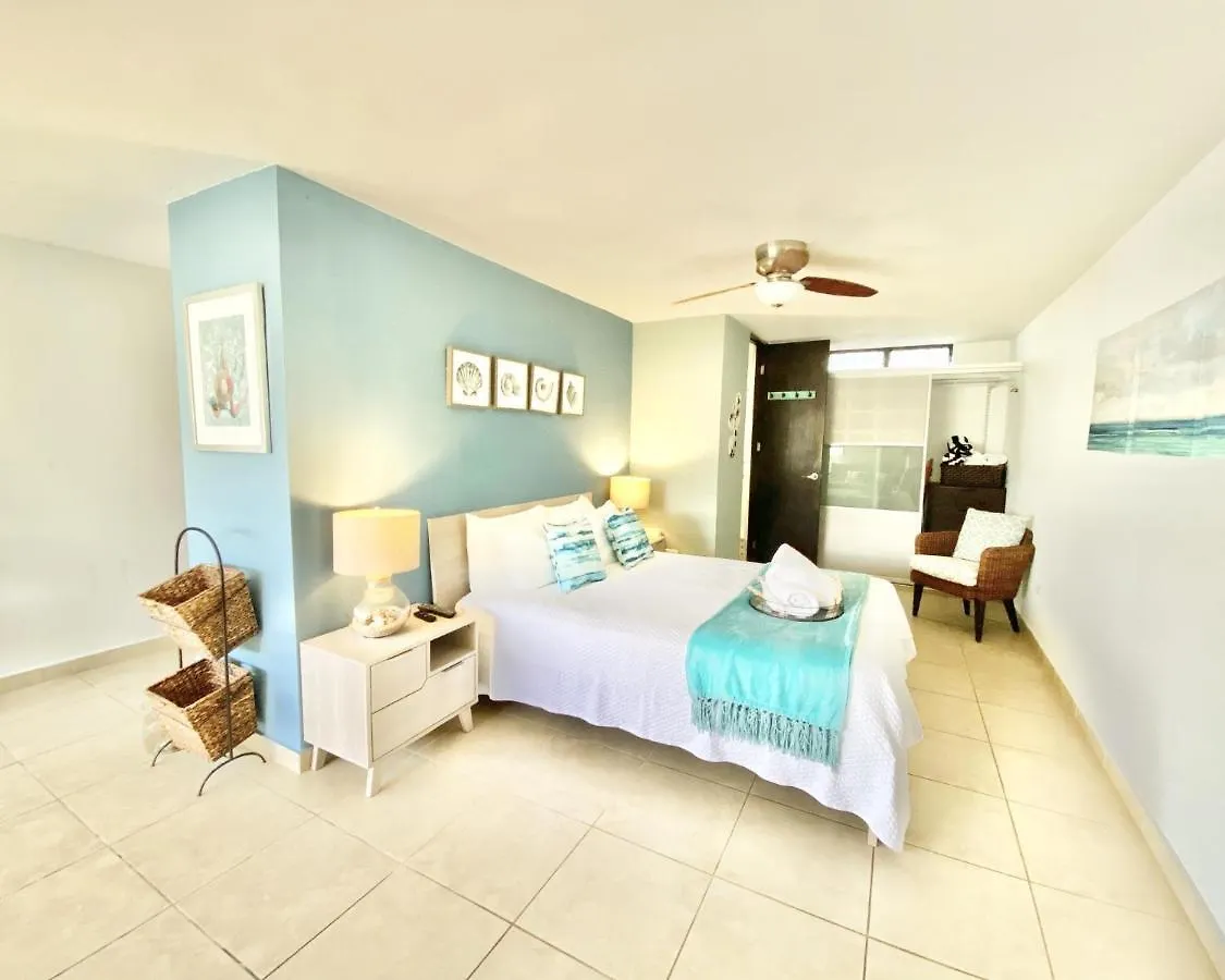 Kasa Seahorse Of The Sea - Studio For 2 Beach Block San Juan 0*,  Puerto Rico