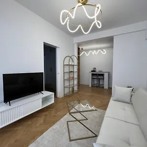 https://city-center-apt-victoriei-st.bucharesthotelsnow.com